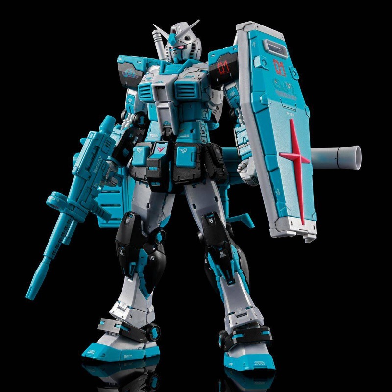 バンダイ純正箱入り RG RX-78-2 Ver.2.0 [ - Bandai Gundam Rg のレビューと価格