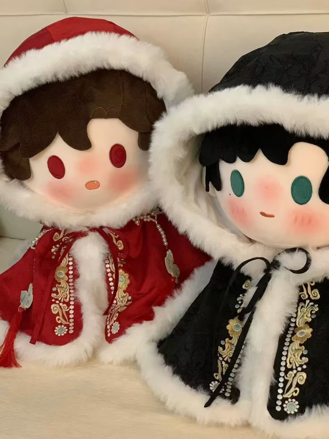 40cmの綿人形ドレス、ケープ、刺繍入り新年挨拶スーツ、春節 - Anime Doll Cosplay のレビューと価格