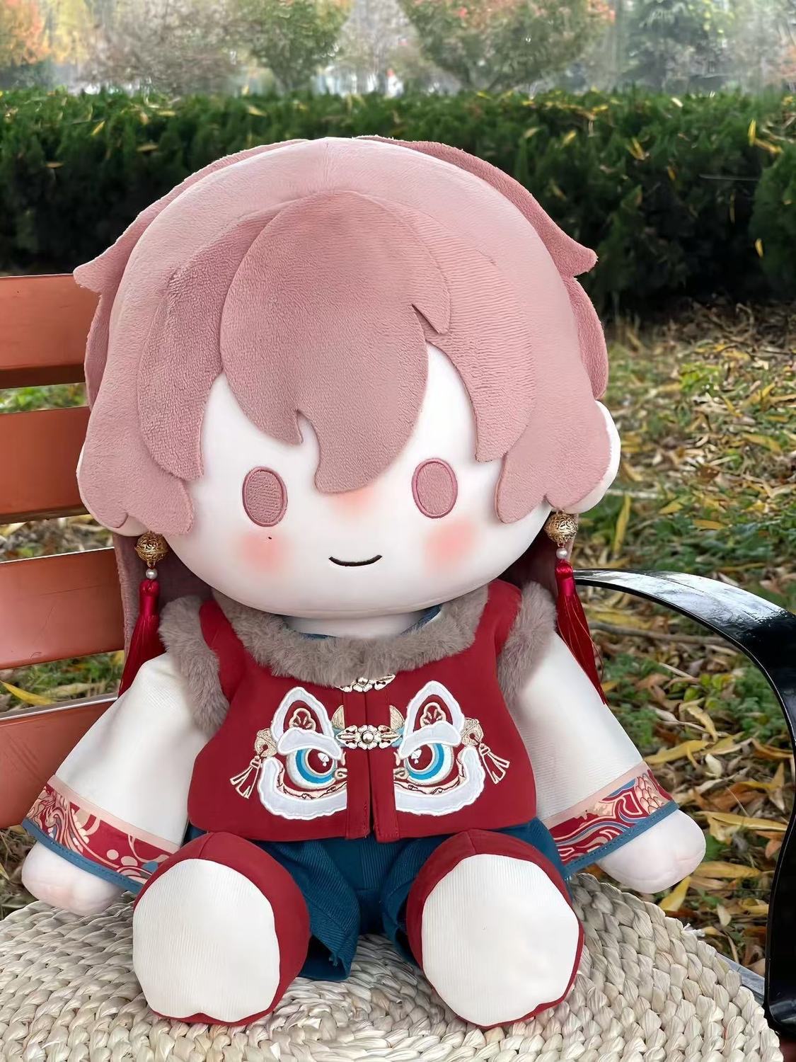 40cm人形 新年の服装、中国古代スタイル、座り姿が楽しめる - Anime Cosplay In Chinese のレビューと価格
